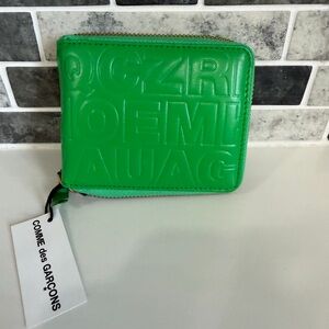 COMME des GARÇONS Embossed Green Zip Wallet